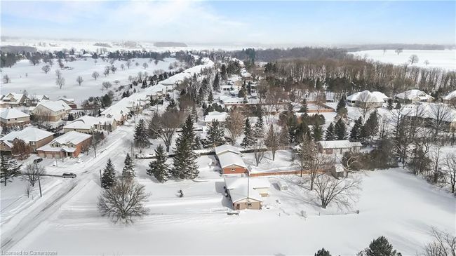 33 Golf Course Rd, House other with 3 bedrooms, 1 bathrooms and 6 parking in Conestogo ON | Image 26