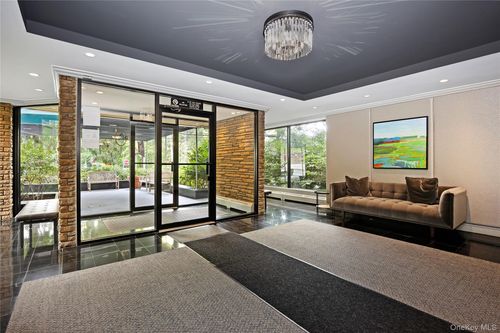 apt-5c-42 Douglaston Pkwy, Little Neck, NY, 11363-1512 | Card Image