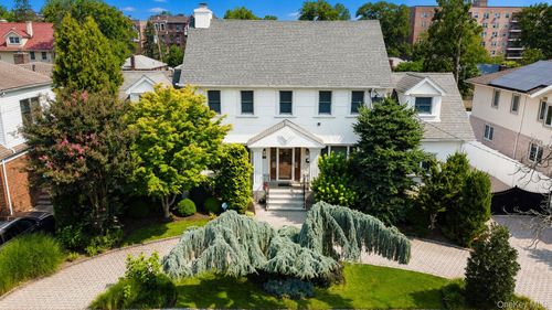 160-31 9th Ave, Whitestone, NY, 11357-1313 | Card Image