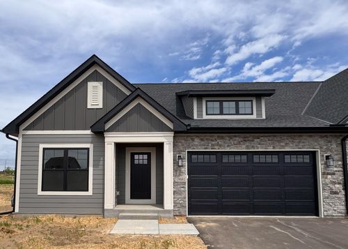 18661 Icebox Ln, Lakeville, MN, 55044-2820 | Card Image