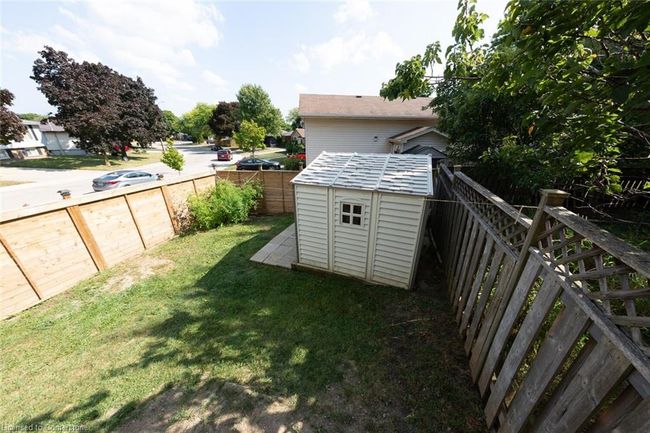 56 Raleigh Crt, House other with 3 bedrooms, 3 bathrooms and 2 parking in Hamilton ON | Image 40