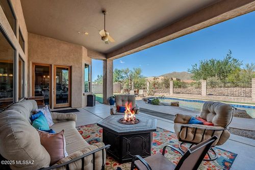 13924 N Dog Leg Lane, Marana, AZ, 85658 | Card Image