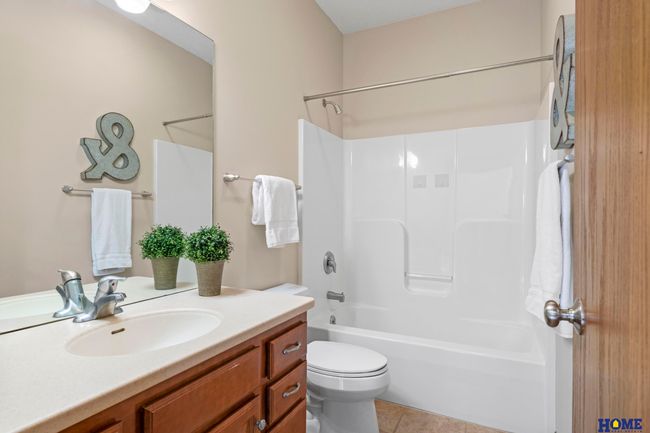 6920 Nw 3 Rd St, House other with 5 bedrooms, 4 bathrooms and 2 parking in Lincoln NE | Image 28