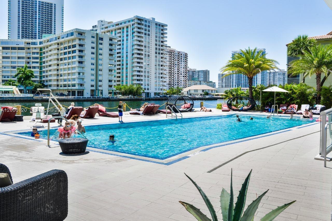 Residential in Hallandale Beach 5