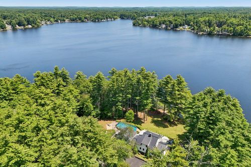 76 Holts Point Rd, Sandown, NH, 03873-2521 | Card Image