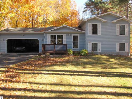 467 Eden St, Kingsley, MI, 49649-9202 | Card Image