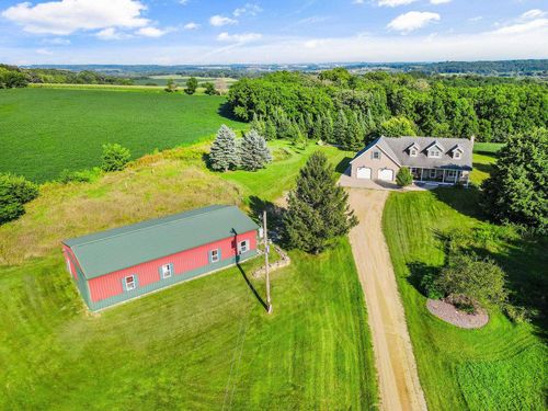 8542 Bakken Road, Springdale, WI, 53572 | Card Image