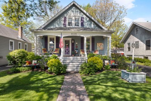 4628 Wolf Road, Western Springs, IL, 60558 | Card Image