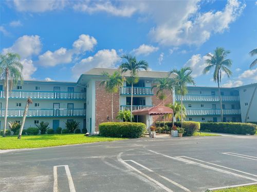 306-981 Hillcrest Ct, Hollywood, FL, 33021-7892 | Card Image