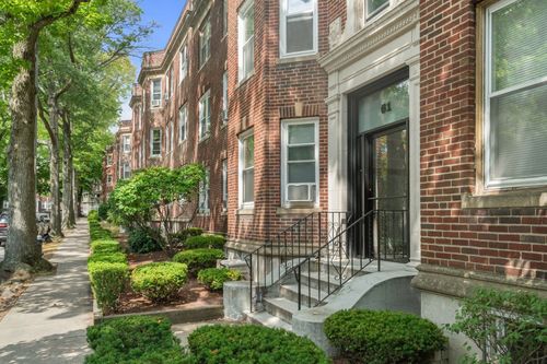 5a-61 Thatcher St, Brookline, MA, 02446-3559 | Card Image