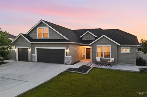 2369 N Meadowhills Ave, Star, ID, 83669-6252 | Card Image