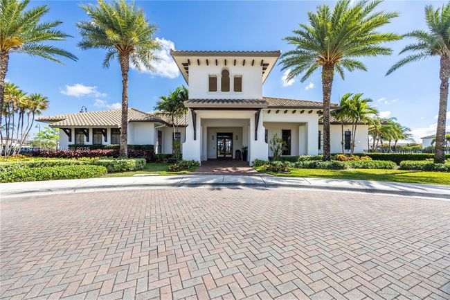 3346 W 96 Th Pl, House other with 3 bedrooms, 3 bathrooms and null parking in Hialeah FL | Image 41