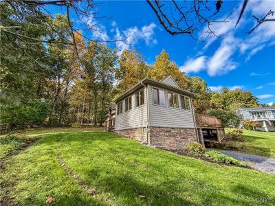 23 Lincklaen Drive, House other with 3 bedrooms, 1 bathrooms and null parking in Cazenovia NY | Image 2