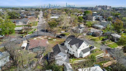 b-4502 Banister Ln, Austin, TX, 78745-1804 | Card Image