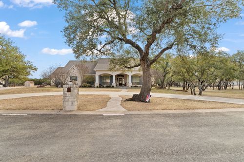 203 Circle Oaks Dr, Burnet, TX, 78611-3583 | Card Image