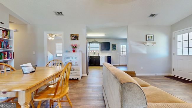 5612 Hickory Dr, House other with 3 bedrooms, 2 bathrooms and null parking in Patterson GA | Image 8