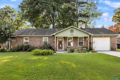1701 Saginaw Ln Sw, Decatur, AL, 35603-1065 | Card Image