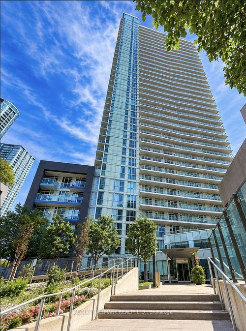 2809-75 Queens Wharf Rd, Toronto, ON, M5V0J8 | Card Image