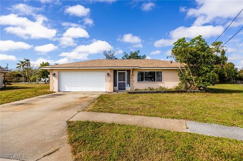 5988 Sonnet Court, NORTH FORT MYERS, FL, 33903 | Card Image