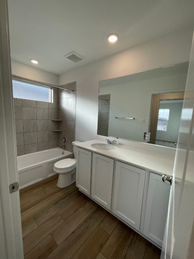 2233 Four Waters Loop, House other with 4 bedrooms, 3 bathrooms and 4 parking in Georgetown TX | Image 5