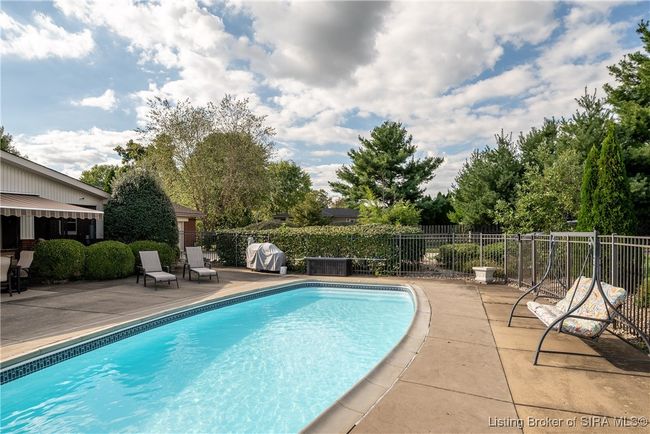 5142 Scottsville Rd, Home with 3 bedrooms, 3 bathrooms and null parking in Floyds Knobs IN | Image 45