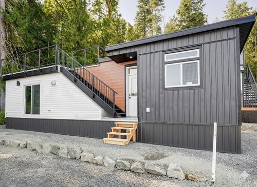 431-747 Old Place Rd, Central Saanich, BC, V8M0C3 | Card Image