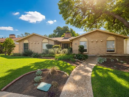7736 El Santo Ln, Dallas, TX, 75248-4316 | Card Image
