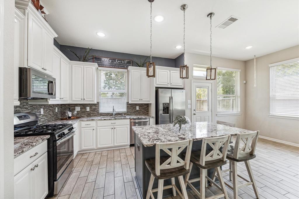 Purple Meadow Ln, Fulshear, TX 77441