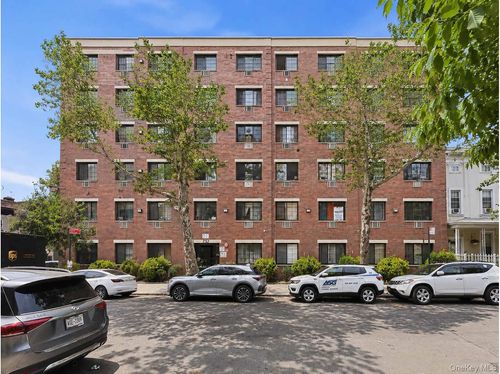 3961 Carpenter Avenue, New York, NY, 10466 | Card Image