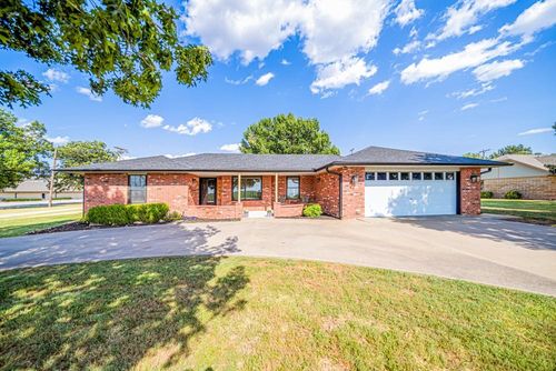 1602 S 13th St, Blackwell, OK, 74631-4763 | Card Image