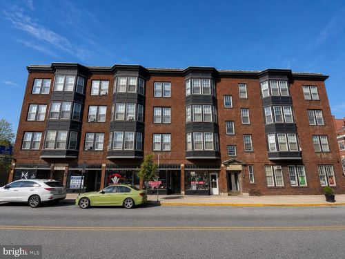 162 E Market St, YORK, PA, 17401-1219 | Card Image