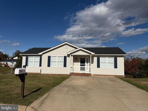 57 Ellen Dr, STRASBURG, VA, 22657-2863 | Card Image