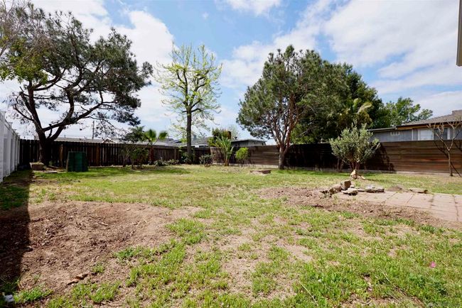 7553 Cuyamaca Ave, House other with 3 bedrooms, 2 bathrooms and 3 parking in Lemon Grove CA | Image 25