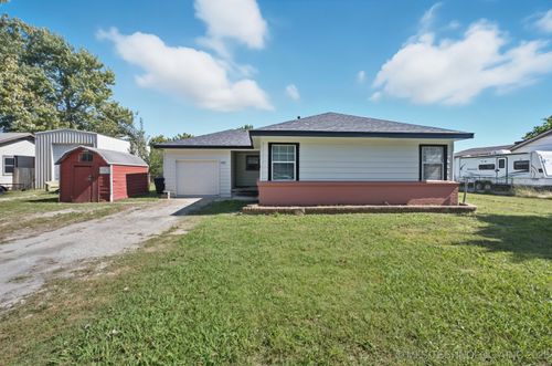 1127 Russell St, Skiatook, OK, 74070-2125 | Card Image