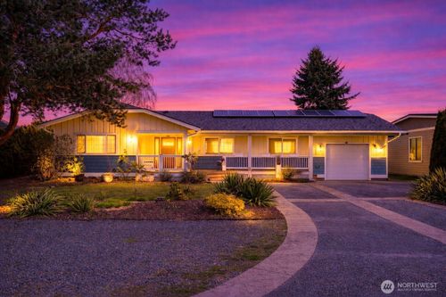 8252 Cowichan Rd, Blaine, WA, 98230-9321 | Card Image