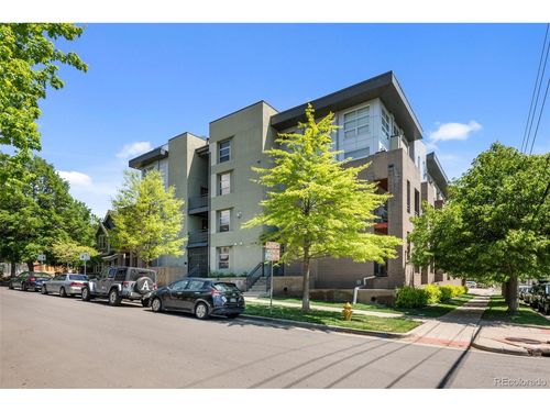 302-2900 Wyandot St, Denver, CO, 80211-4093 | Card Image