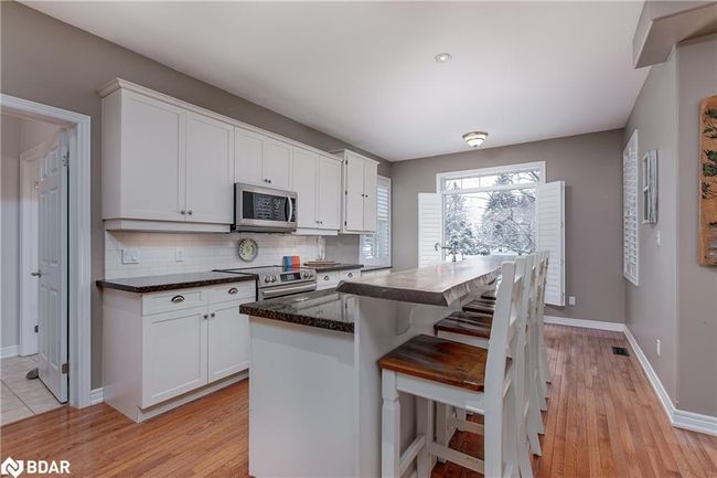 39 Davis Trail, House other with 4 bedrooms, 4 bathrooms and 10 parking in Thornton ON | Image 16