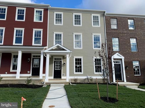 870 Mapleton Ave, MIDDLETOWN, DE, 19709-1552 | Card Image