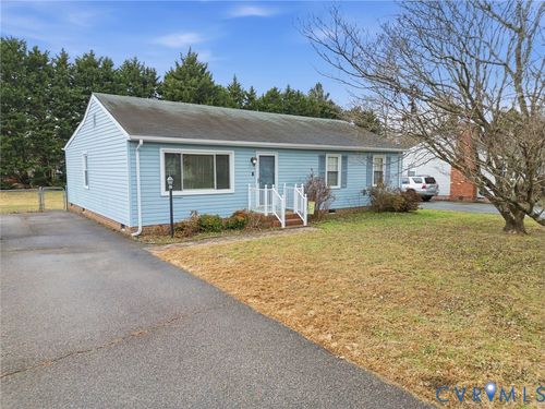 7033 Brooking Way, Mechanicsville, VA, 23111-3390 | Card Image