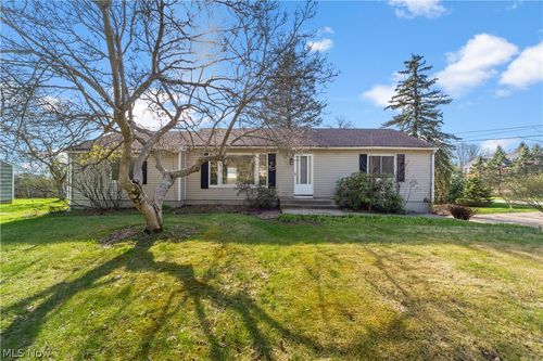 5120 Lake Vista Dr, Solon, OH, 44139-1157 | Card Image