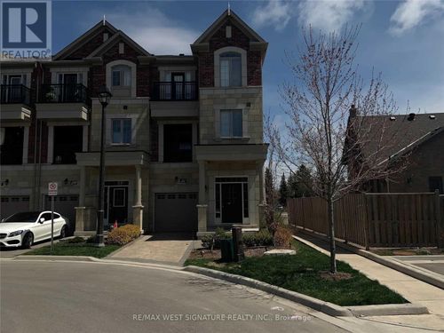 31 Caliber Crt, Nobleton, ON, L0G1N0 | Card Image