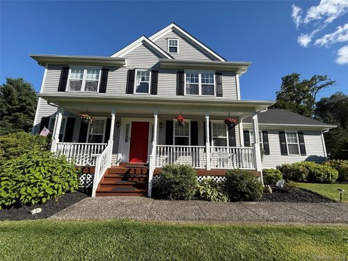 11 Reynolds Rd, Poughquag, NY, 12570-5501 | Card Image