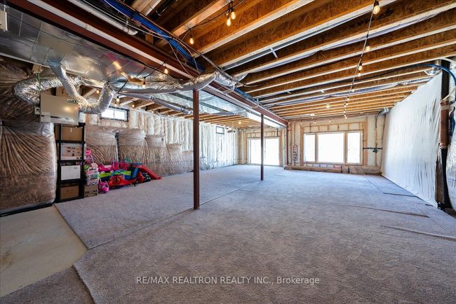 7 Maple Fields Cir, House other with 5 bedrooms, 4 bathrooms and 2 parking in Aurora ON | Image 41