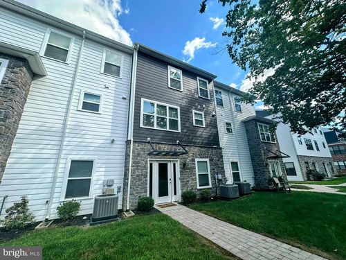 36-123 High Pointe Dr, Hummelstown, PA, 17036-8104 | Card Image