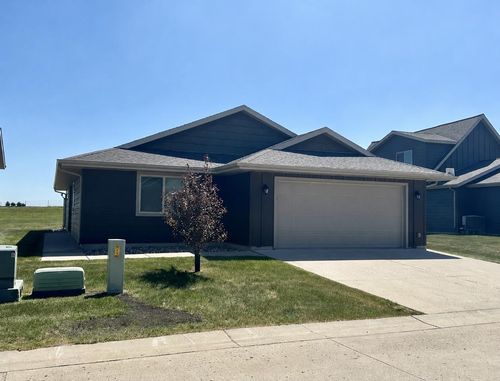 290 240th Ave, Arnolds Park, IA, 51331 | Card Image