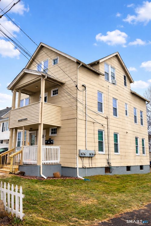 23 Edward St, New Britain, CT, 06051-2868 | Card Image