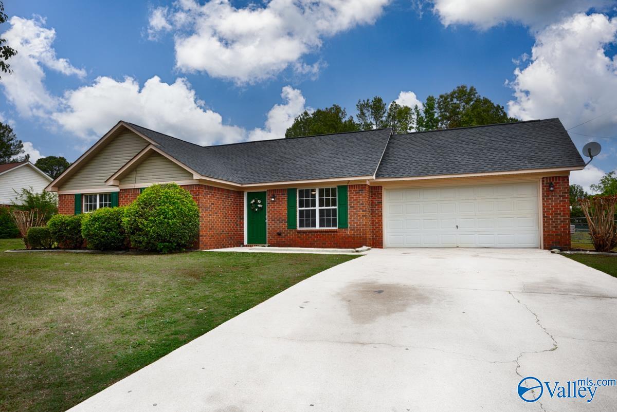 Residential in Harvest