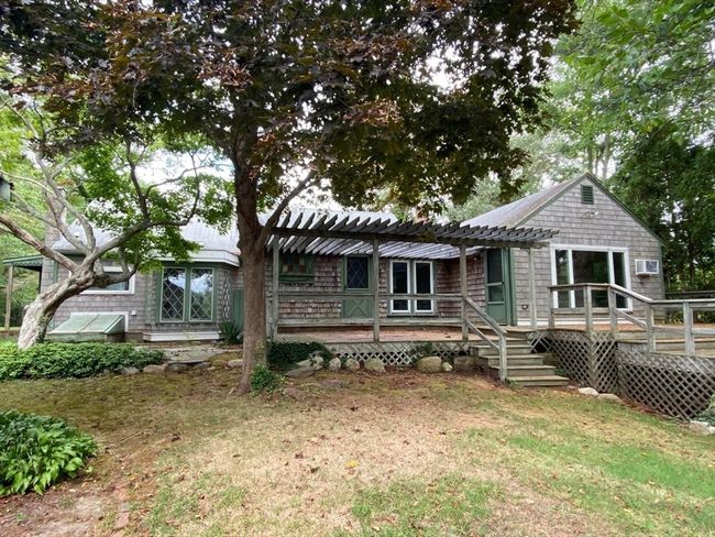 981 River Rd, Home with 4 bedrooms, 3 bathrooms and 5 parking in Marstons Mills MA | Image 25