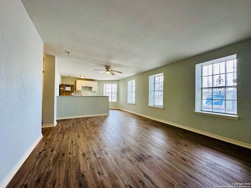 2-749 Leal St, San Antonio, TX, 78207-2325 | Card Image