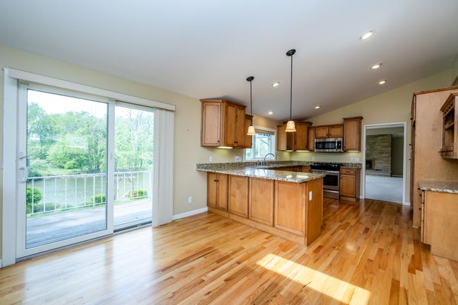 2310 Riverbend Dr, House other with 3 bedrooms, 4 bathrooms and null parking in Benton Harbor MI | Image 15